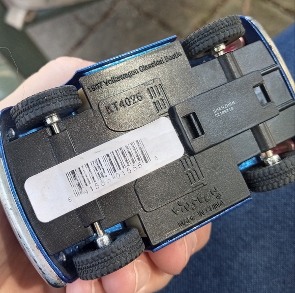 Toy Bundle Volvo Loader New Ray, Catboy Conner Car, Kinsfun Pullback Beetle - Picture 7 of 8